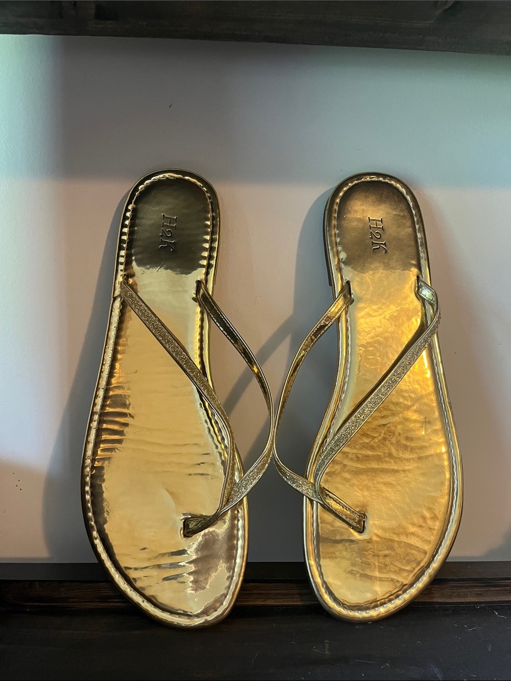 H2K Gold Metallic Thong Sandals